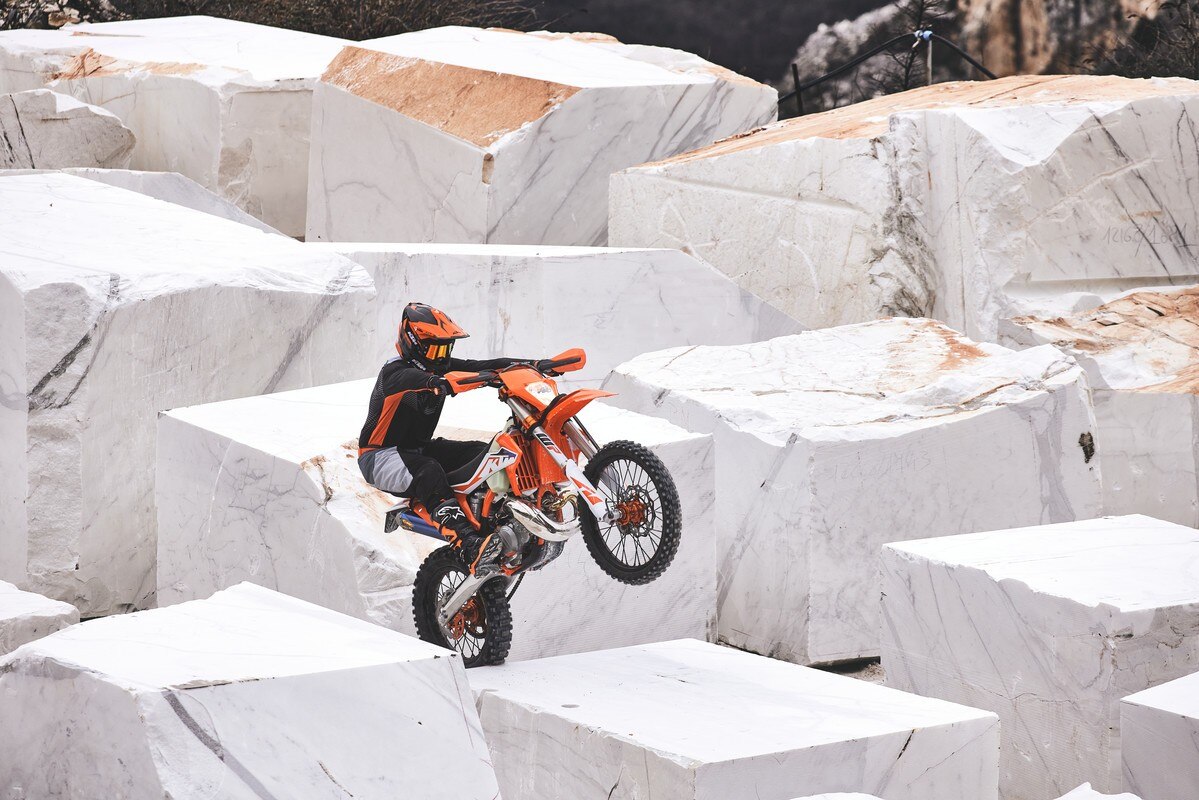 KTM presenta la nuova gamma Enduro 2023